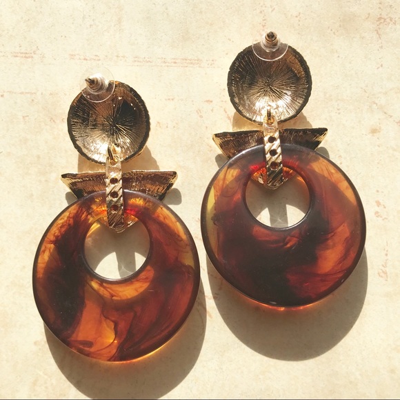 New 80s Inspired Statement Dangle Women Earrings - Picture 3 of 3